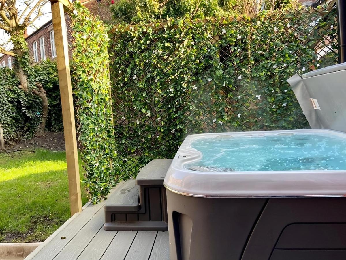 The Safari House - Your Ultimate Relaxation Destination Manchester Dış mekan fotoğraf